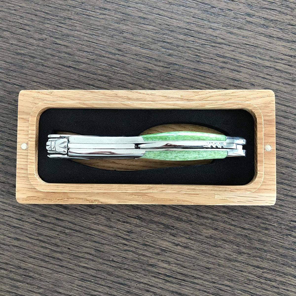 Green Camel Bone Waiter's Corkscrew T28034
