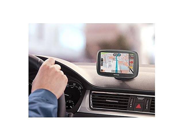 North America GPS Navigator with Widescreen Display T907
