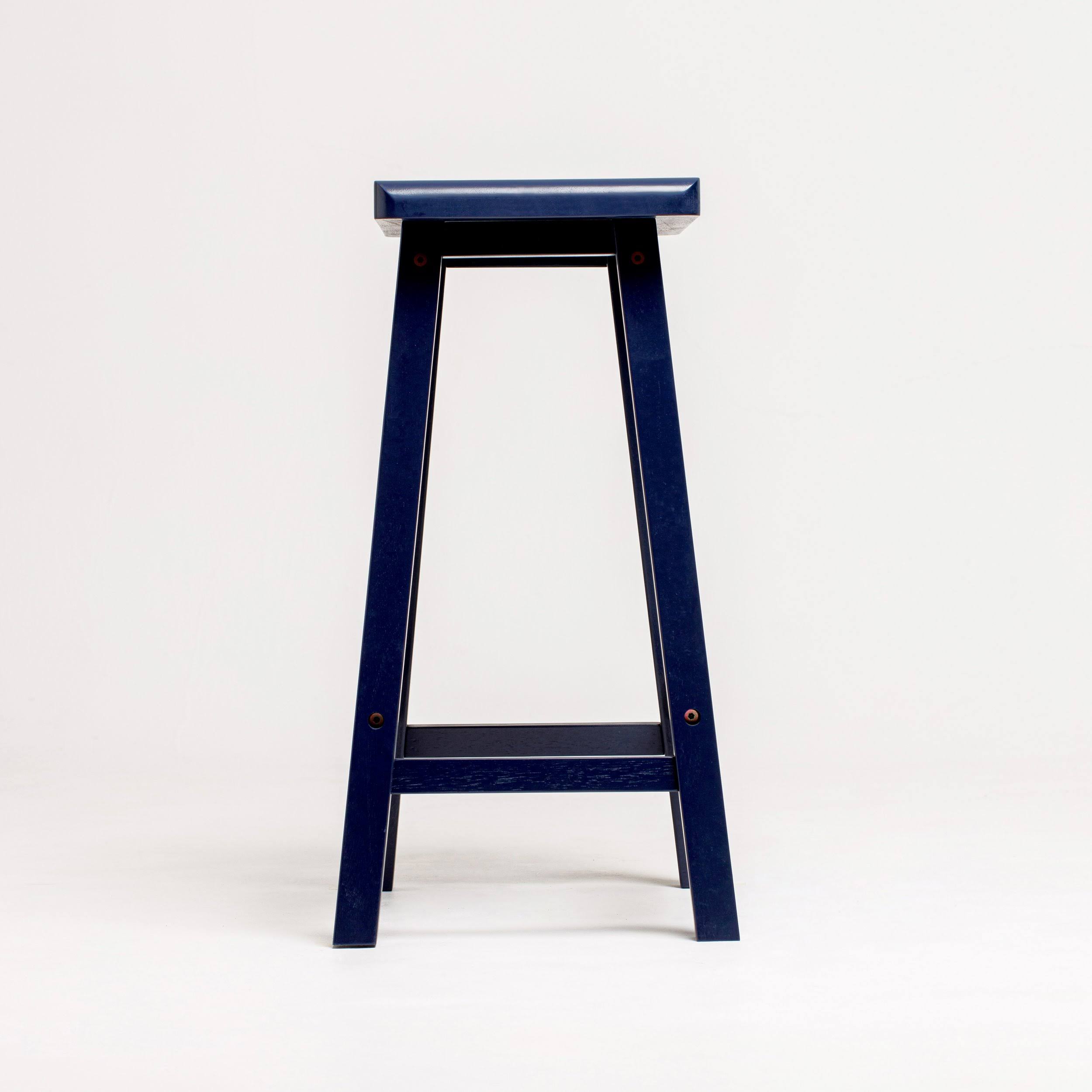 White Saddle Stool R19236