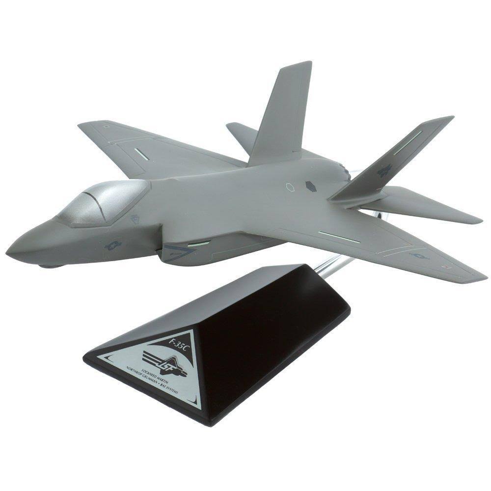 1/48 F-35C CV/JSF USN Model Kit M5059