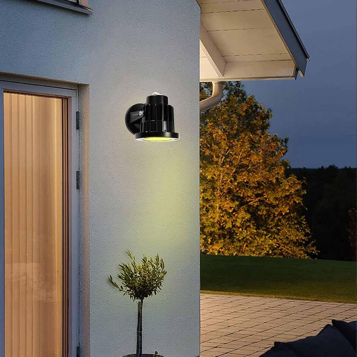 Warm White 12W LED Spot Lights (4 Pack) E556