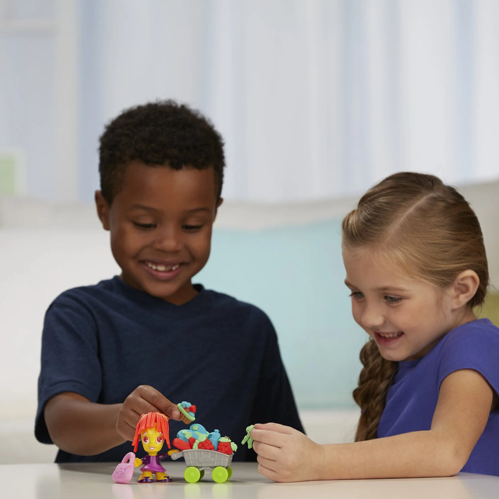 Play-Doh Town Shape and Make Market I20936