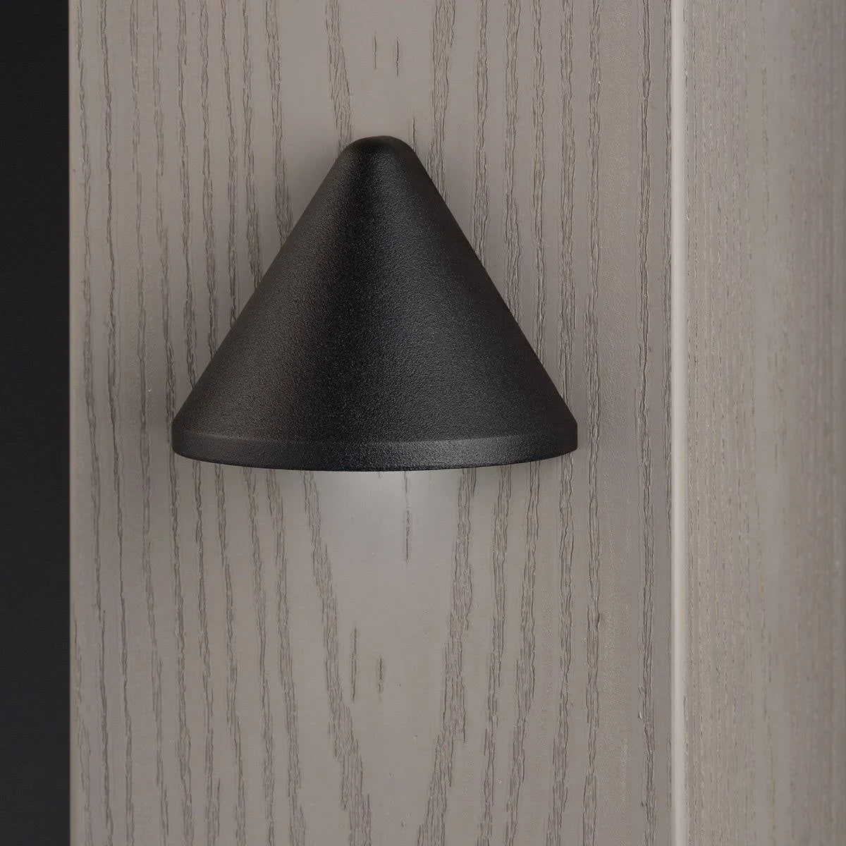 Textured Black LED Deck Light A571