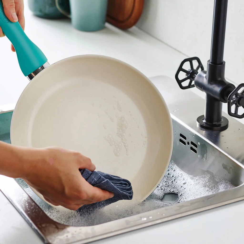 Turquoise Ceramic Nonstick 12" Frypan W937
