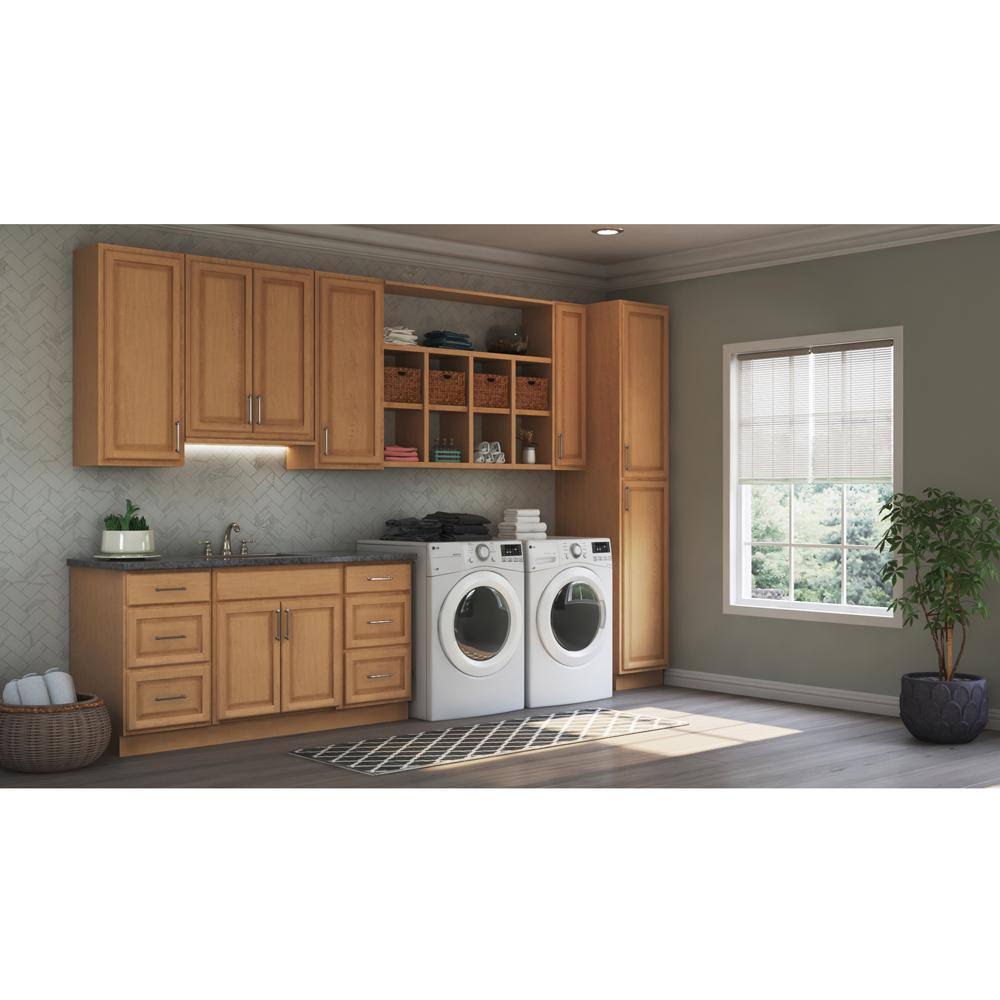 White Base Cabinet 21x24 in. Z45986