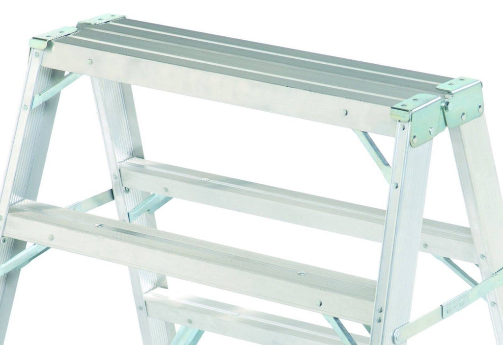 Aluminum Sawhorse 300-Pound Capacity Y945739