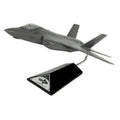 1/48 F-35C CV/JSF USN Model Kit M5059