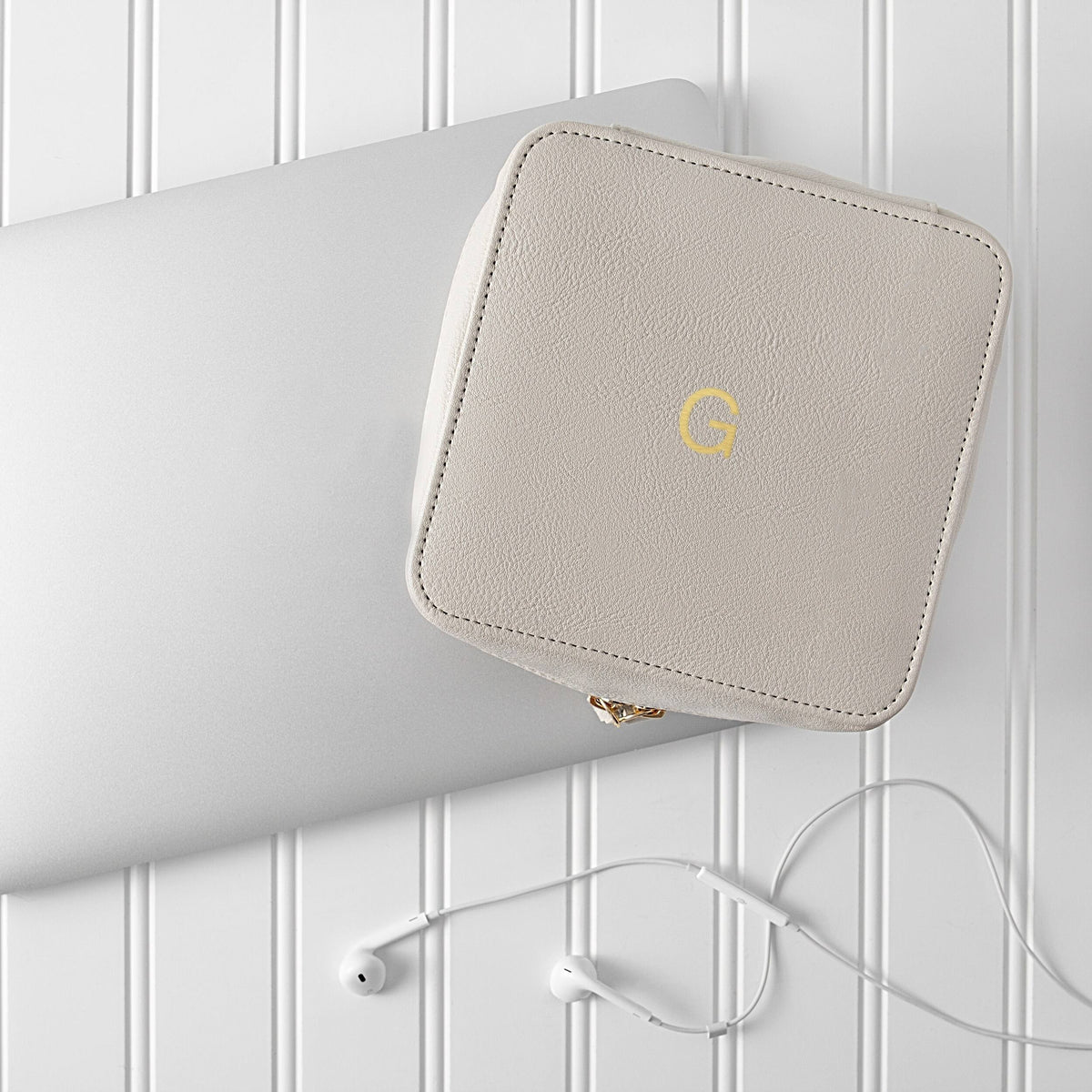 Pebble Travel Tech Case D27291