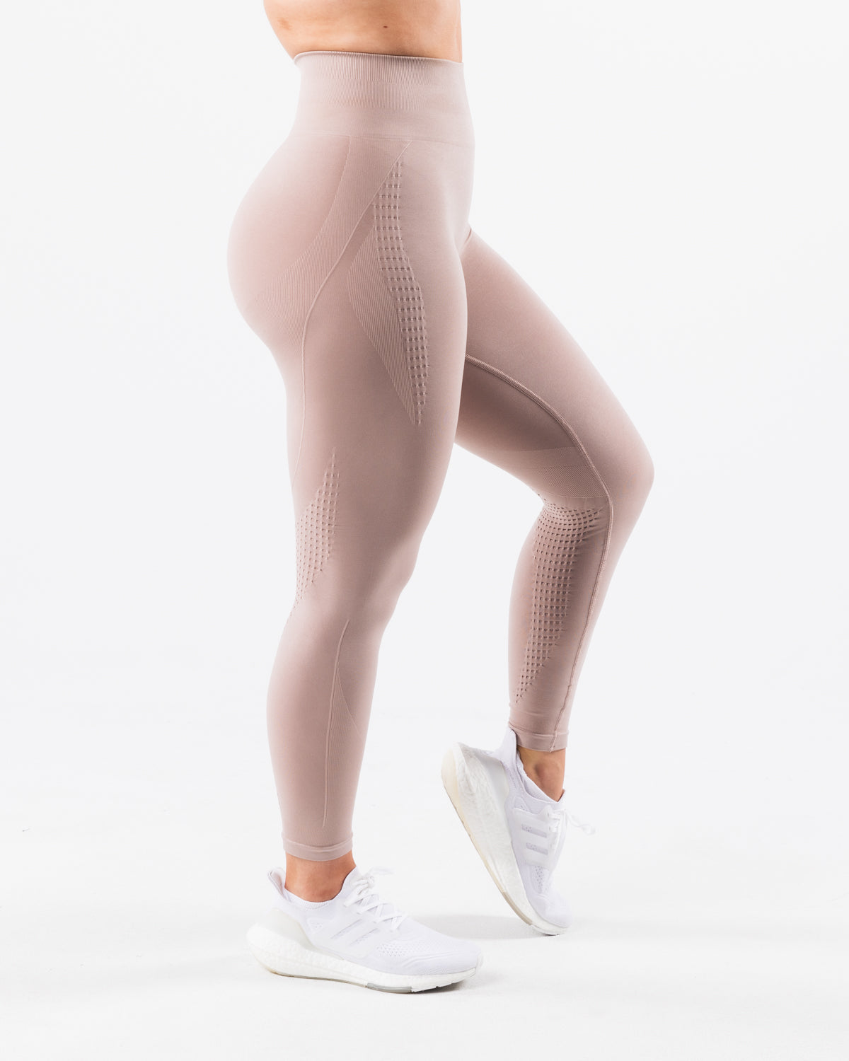 Contour Ultra-High Rise Legging - Porcelain