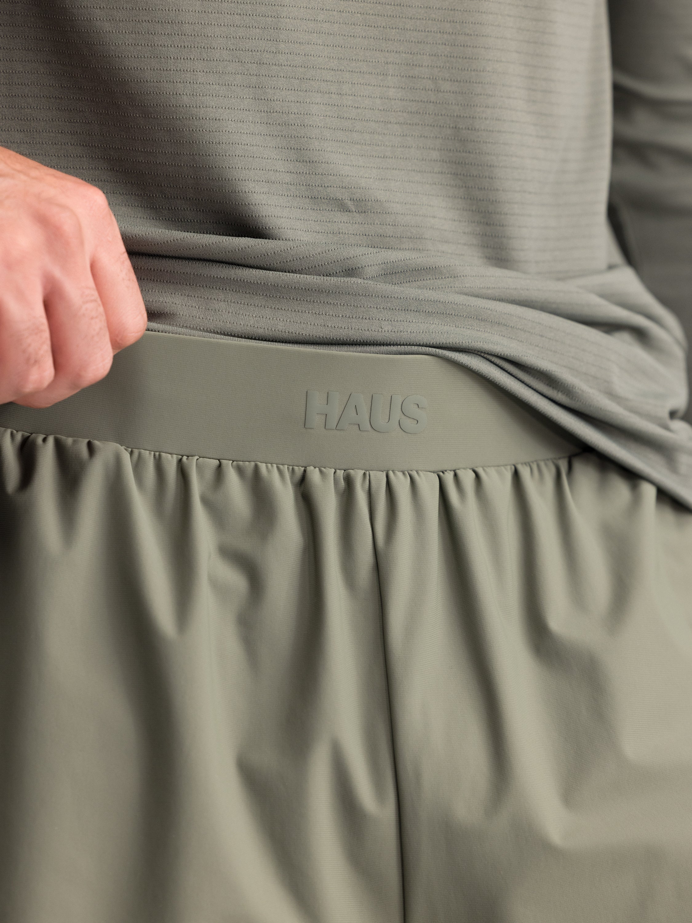 Everyday Essential Short 5"