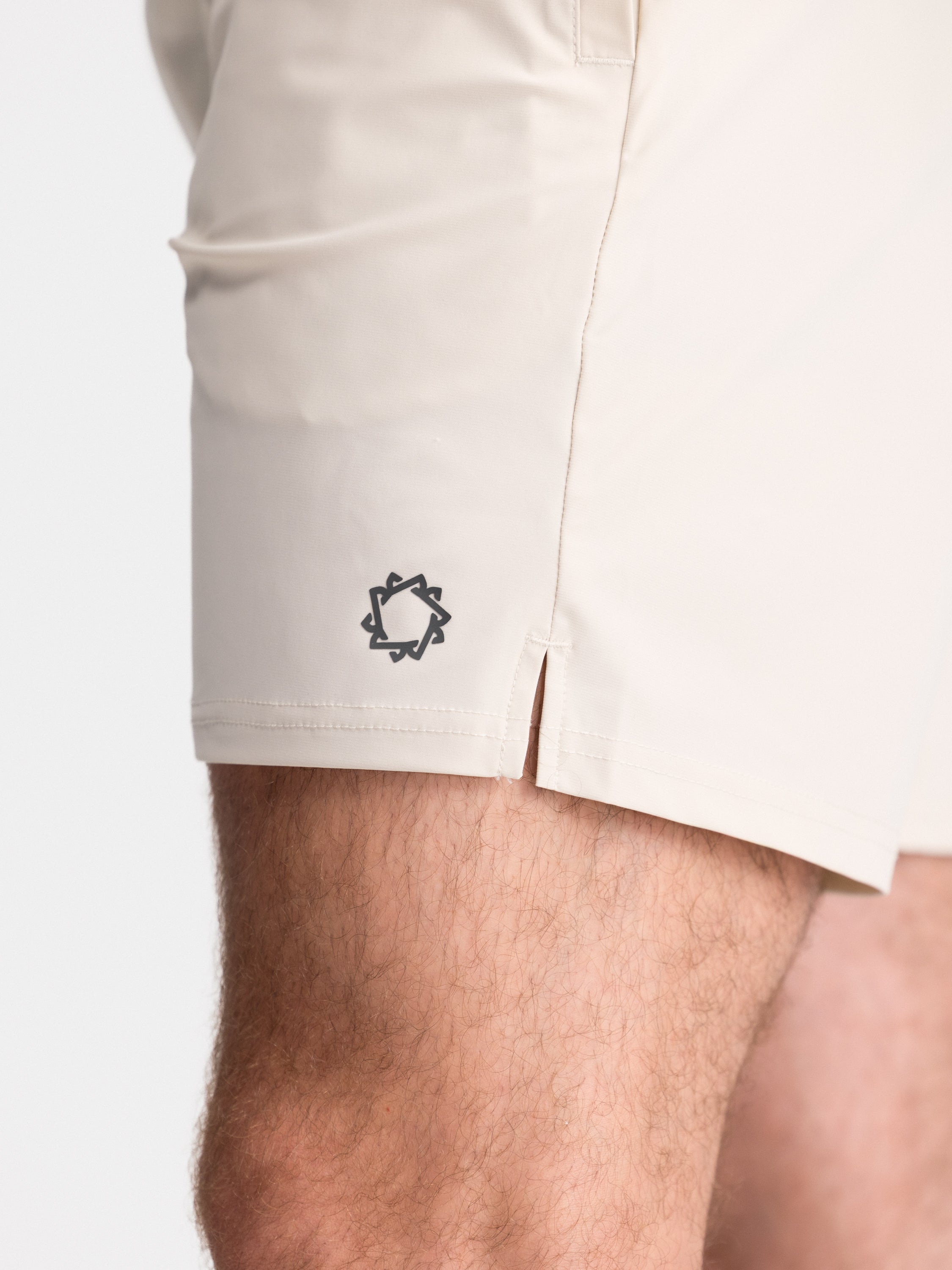 Everyday Essential Short 6.5"