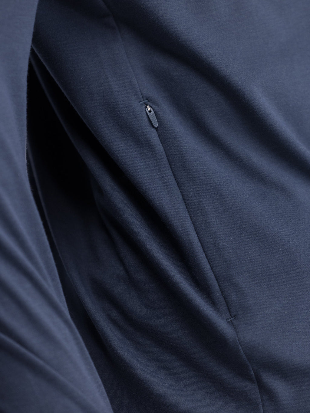 Lightweight Motion Hoodie
