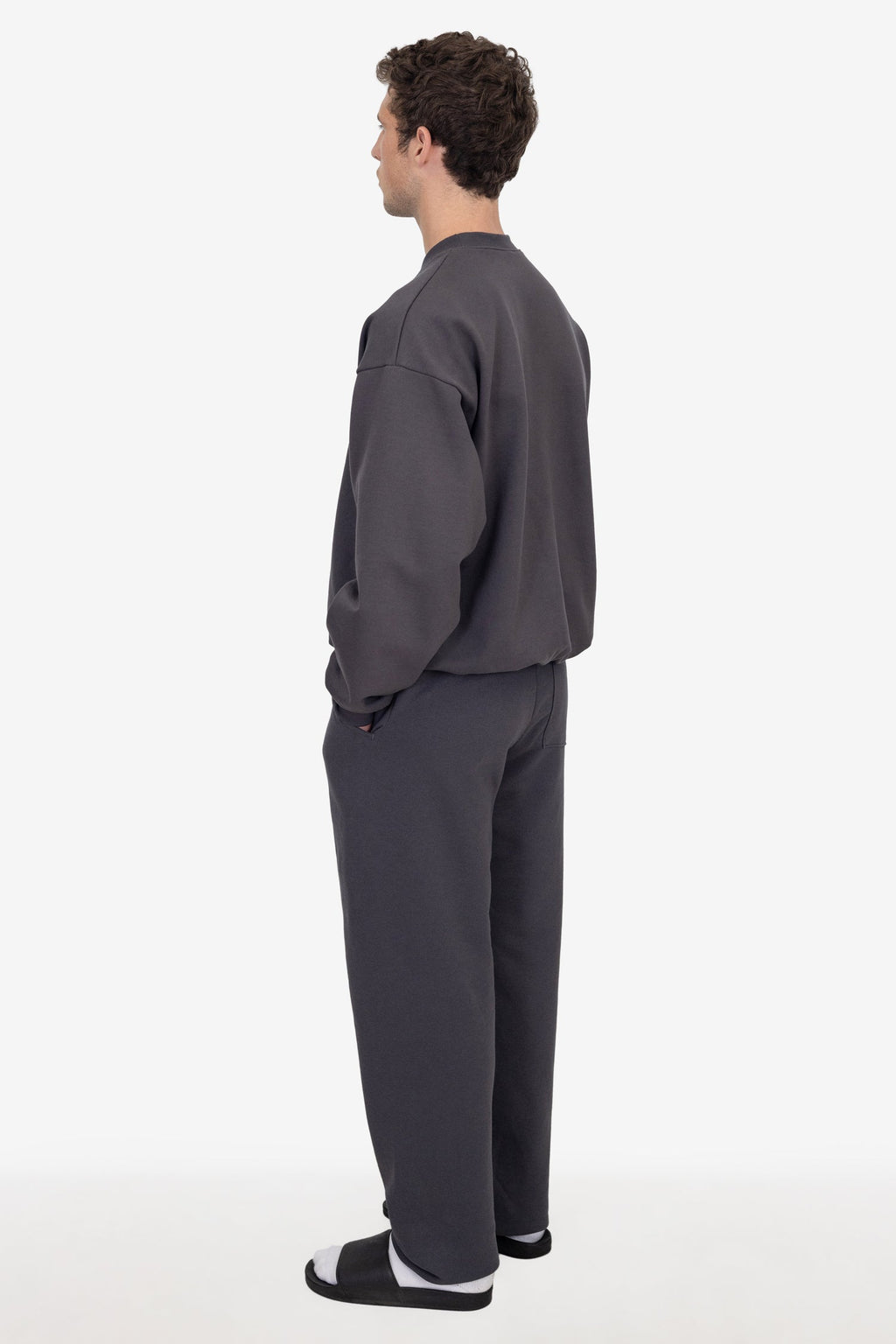 MWF1044 - 10 oz. Mid-Weight Poly Cotton Fleece Wide Sweatpant