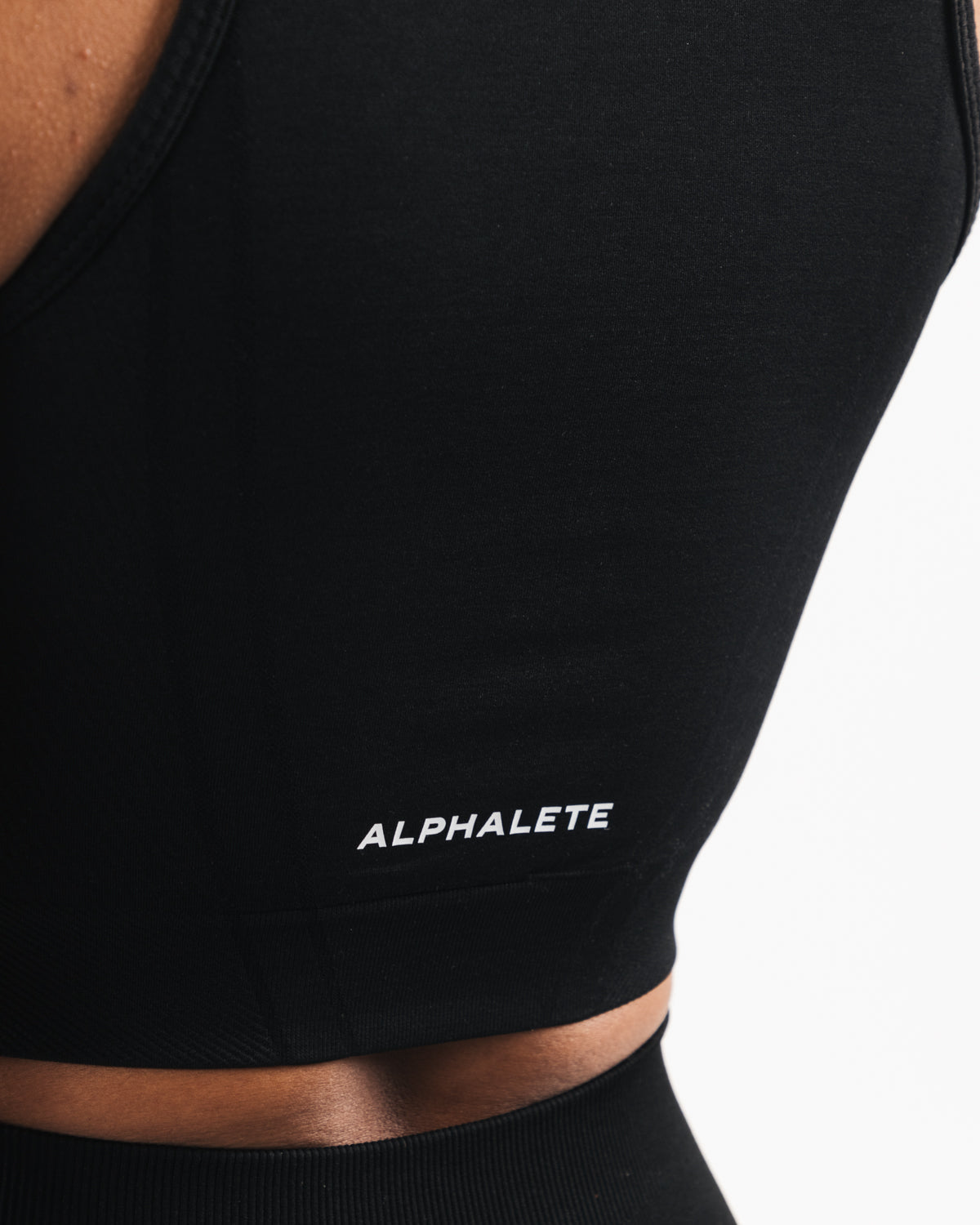 Stratus Crop Tank - Black