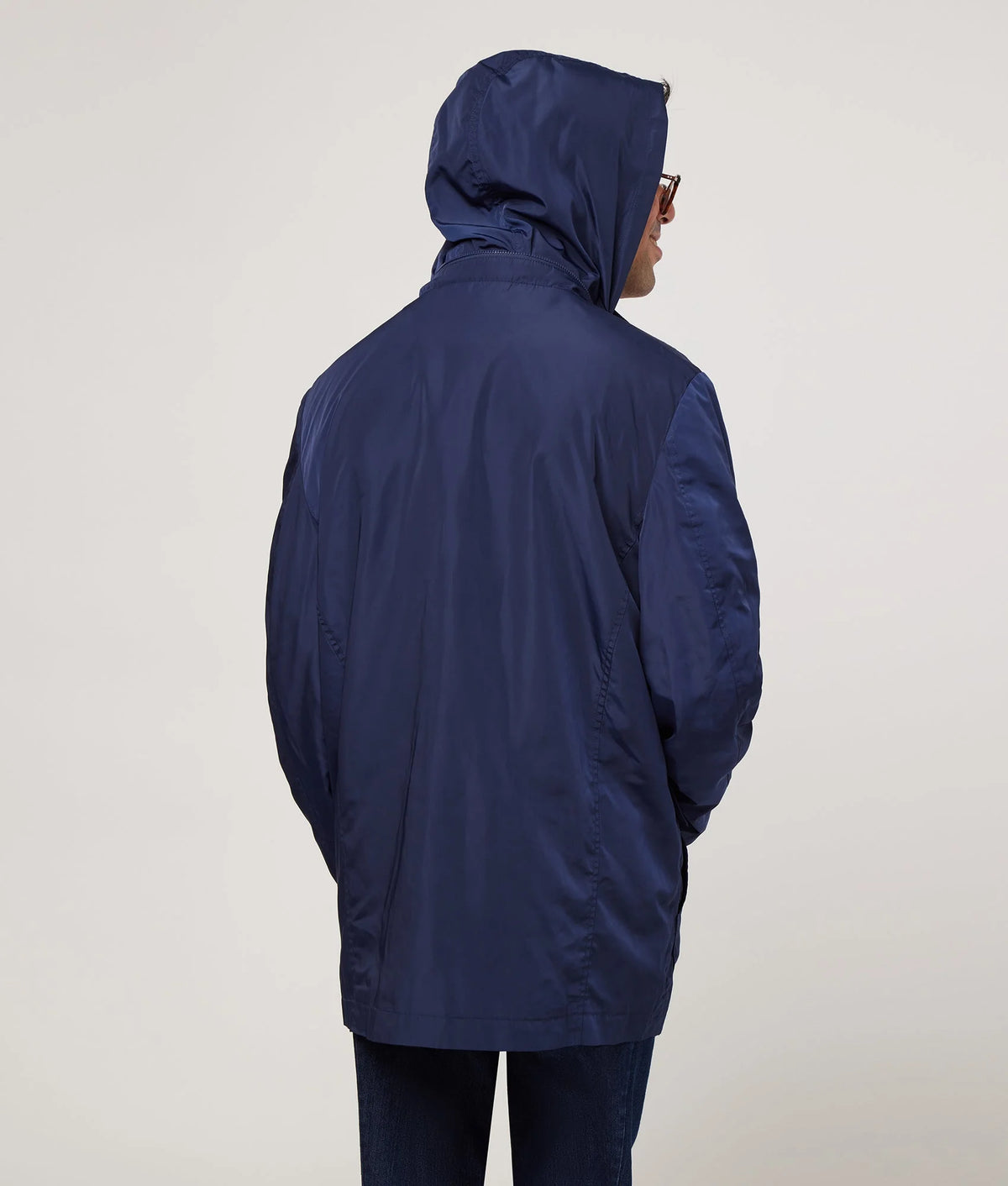 Navy Long Sleeve Rain Jacket with Magnetic Closures Y110202