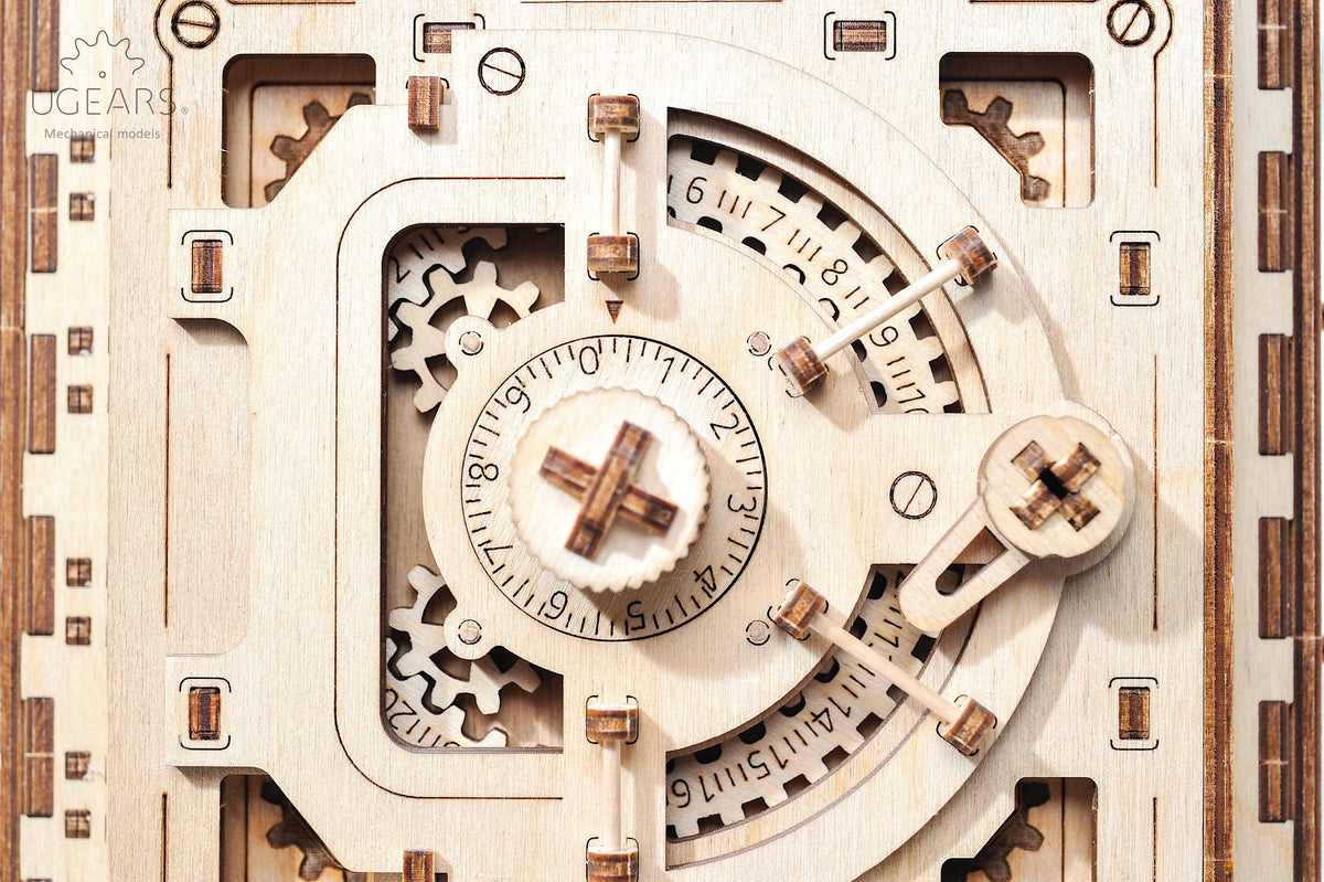 Wooden 3D Puzzle Safe M7888