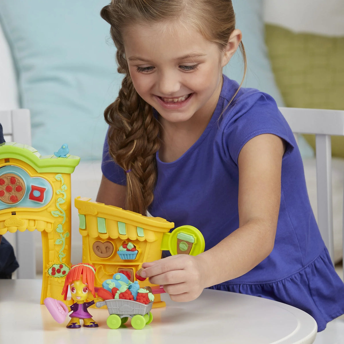Play-Doh Town Shape and Make Market I20936