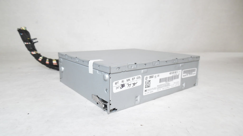 2009-2016 Audi Q5 Radio Media Receiver Trunk Mounted OEM S420