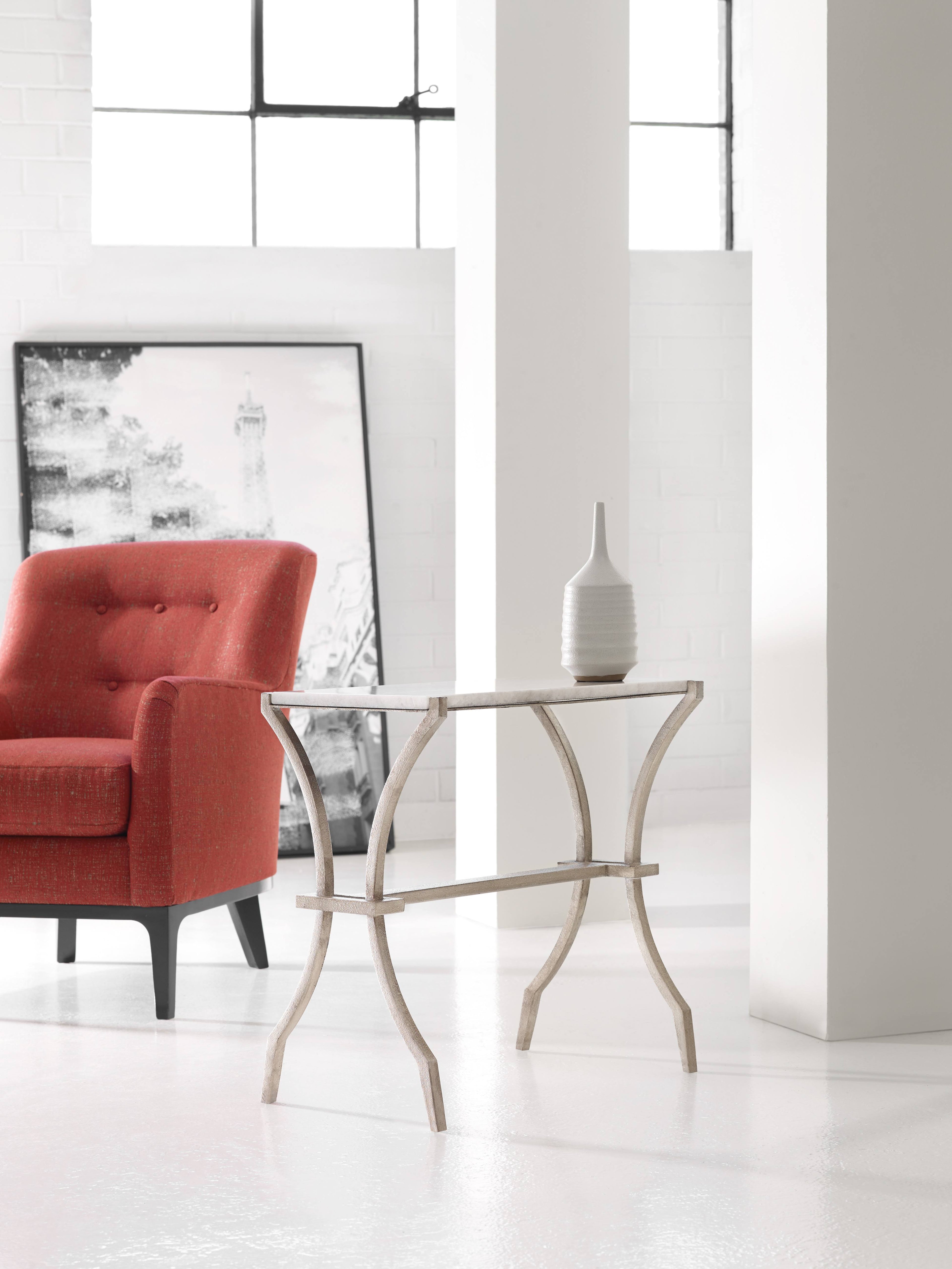 Accent Table F320308